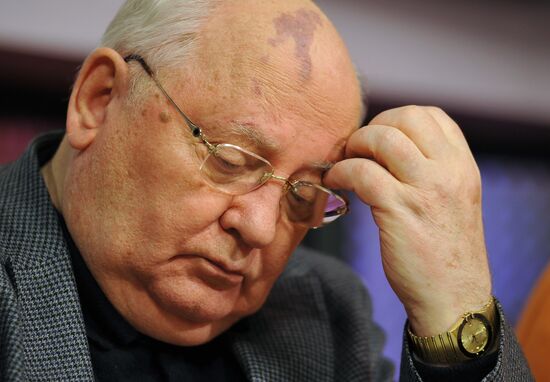 Mikhail Gorbachev speaks on radio station "Echo Moskvy"