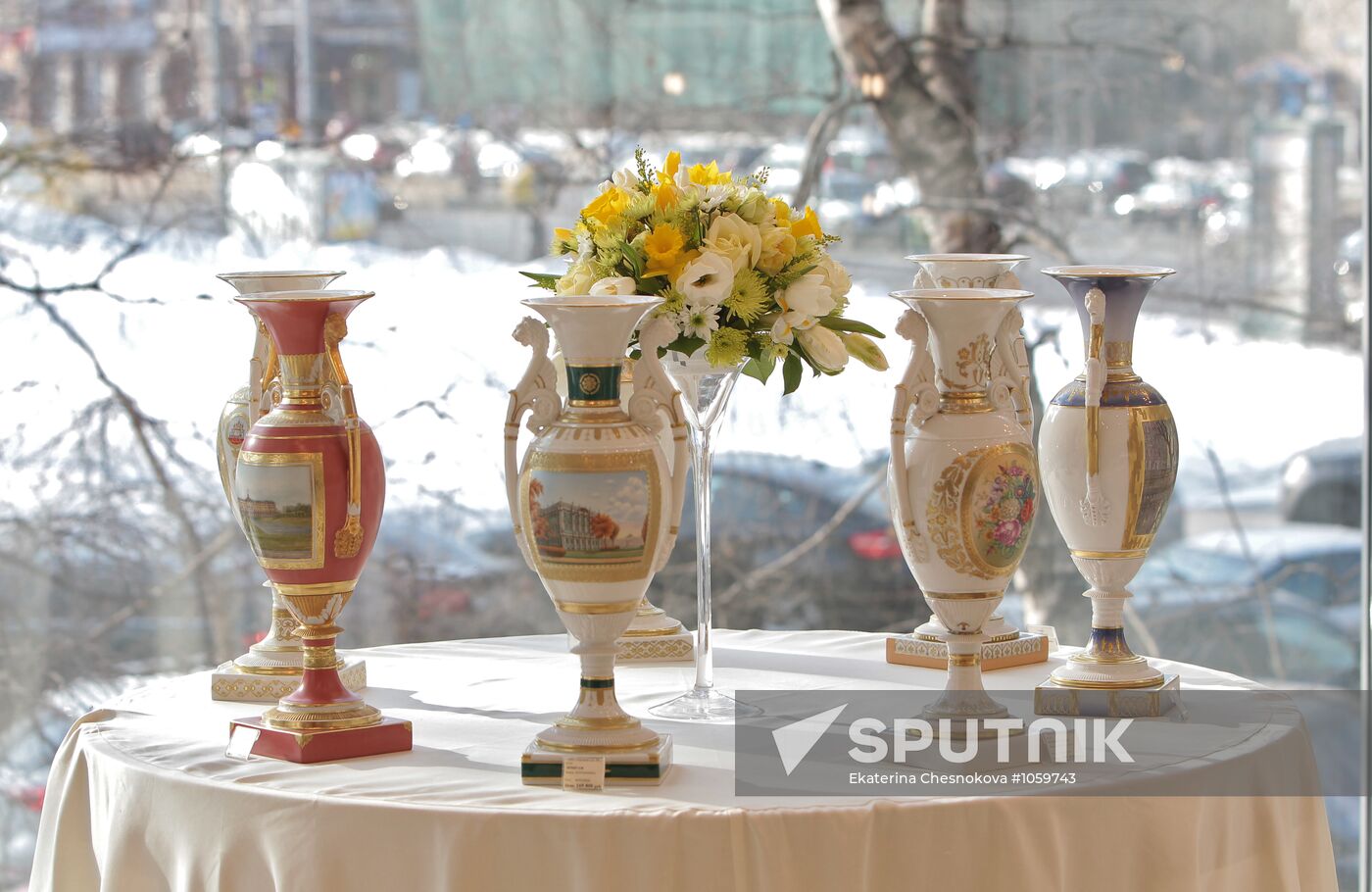 Imperial Porcelain Factory Shop opens in Moscow