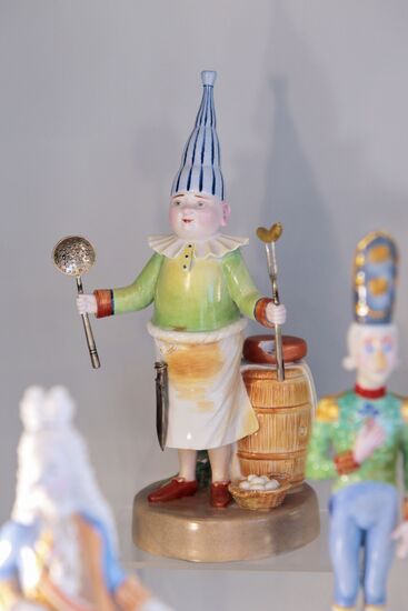 Imperial Porcelain Factory Shop opens in Moscow