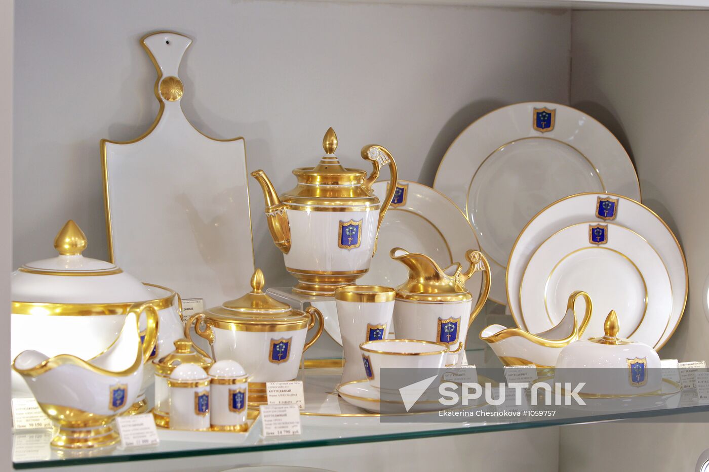 Imperial Porcelain Factory Shop opens in Moscow