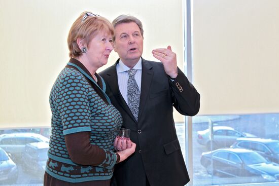 Imperial Porcelain Factory Shop opens in Moscow