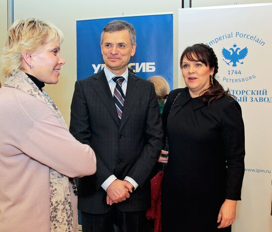 Opening of "Imperial Porcelain" store network