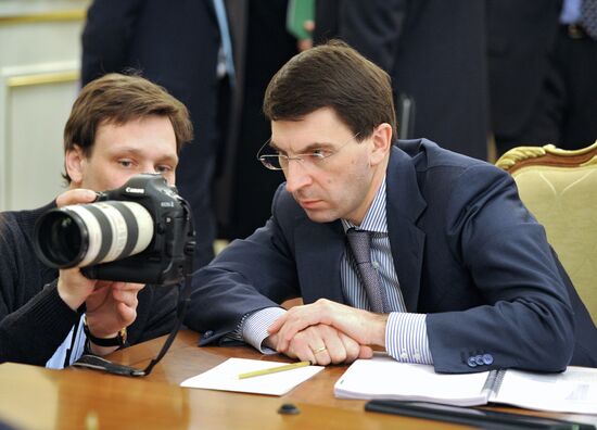 Vladimir Putin chairs meeting of Government Presidium