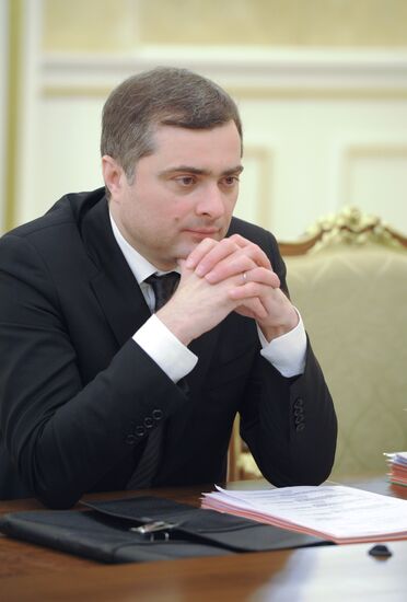Vladimir Putin chairs meeting of Government Presidium