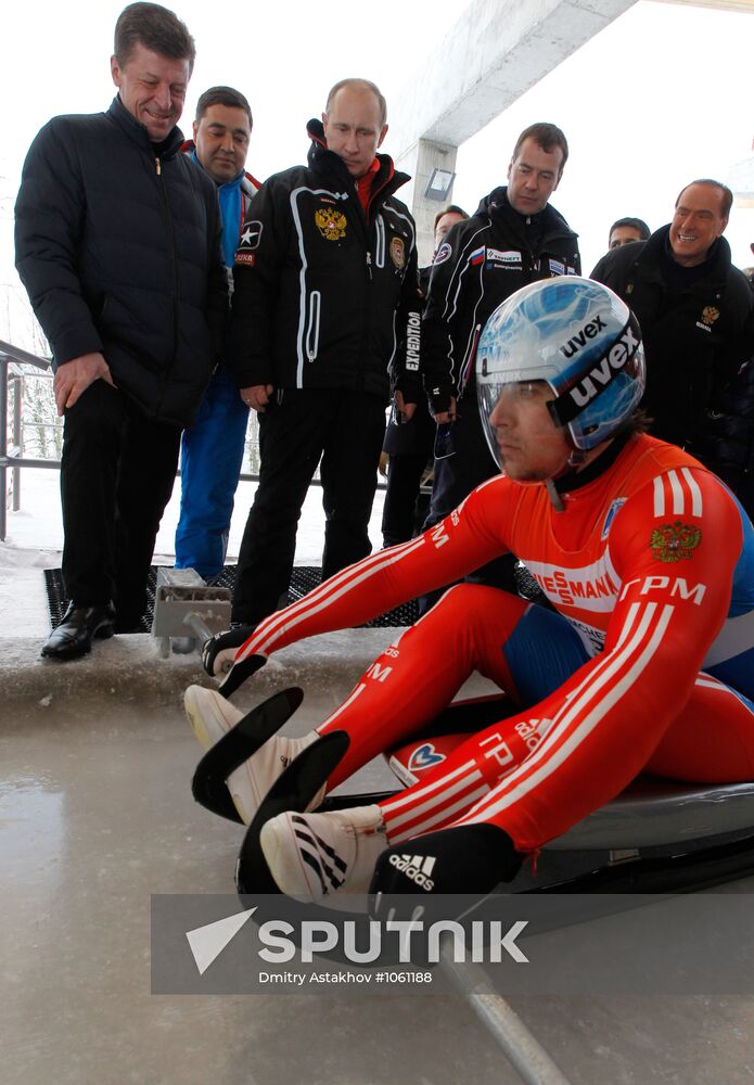 Dmitry Medvedev, Vladimir Putin visit bobsleigh and luge track