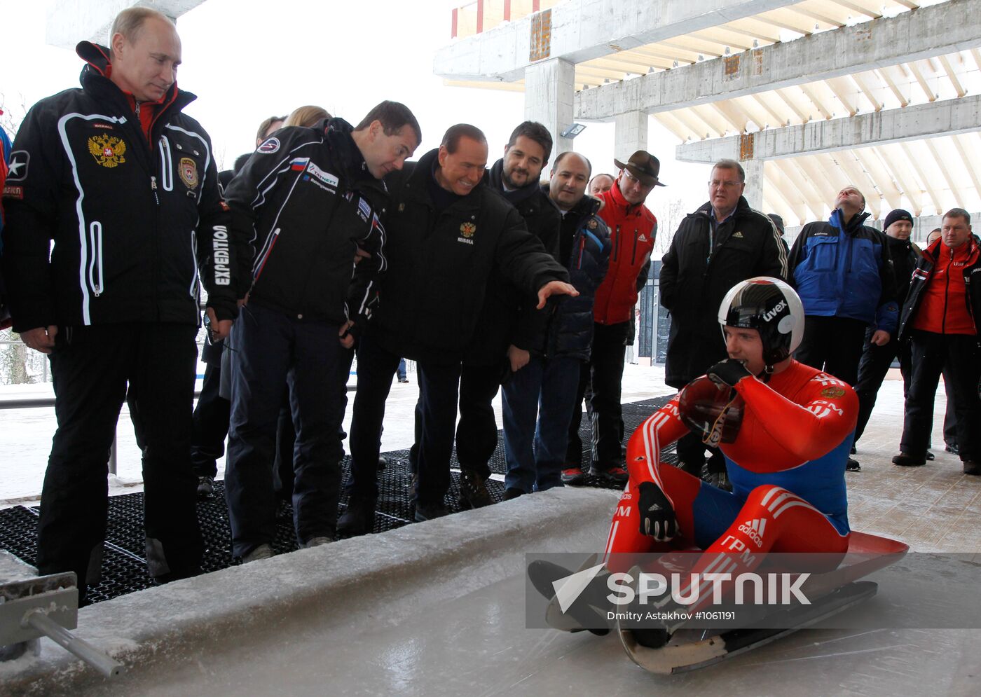 Dmitry Medvedev, Vladimir Putin visit bobsleigh and luge track