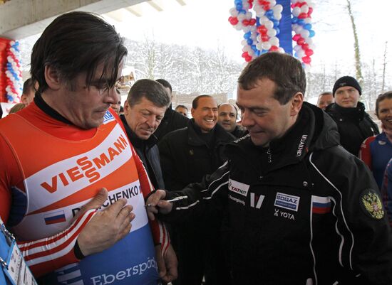 Dmitry Medvedev, Vladimir Putin visit bobsleigh and luge track
