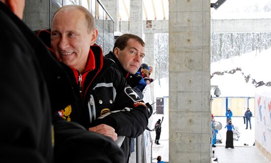Dmitry Medvedev, Vladimir Putin visit bobsleigh and luge track