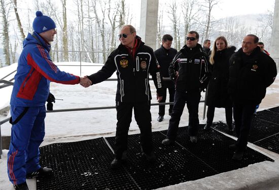 Dmitry Medvedev, Vladimir Putin visit bobsleigh and luge track