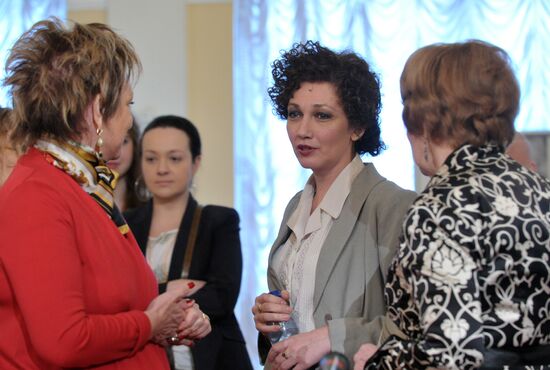 News conference on Union of the Theaters of Europe Festival