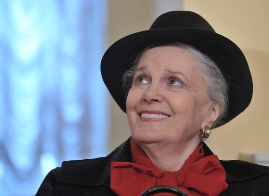 News conference on Union of the Theaters of Europe Festival