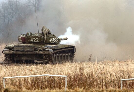Baltic Fleet holds tank exercises at "Army" shooting range
