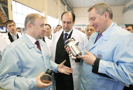 Dmitry Rogozin visits Zverev Krasnogorsk Plant