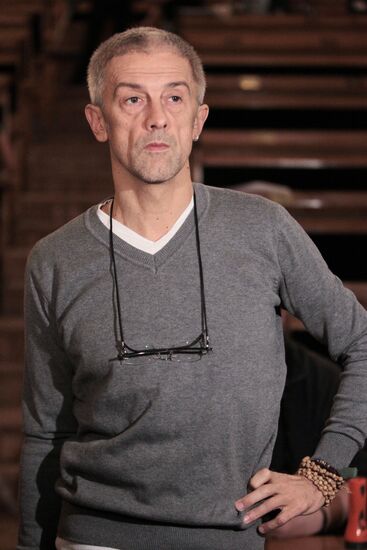 Press rehearsal of Eduard Boyakov's play "Waves" in Moscow