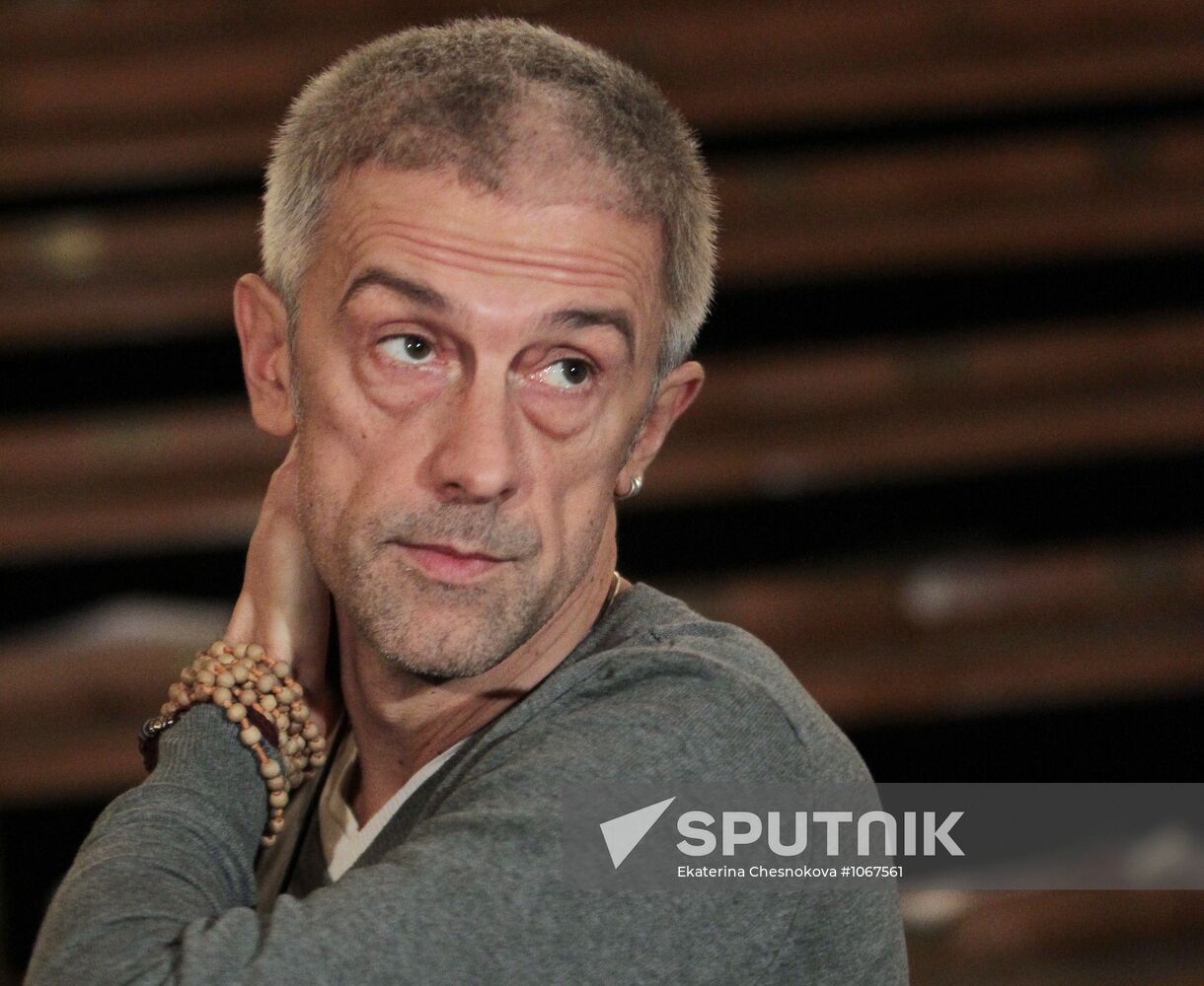 Press rehearsal of Eduard Boyakov's play "Waves" in Moscow