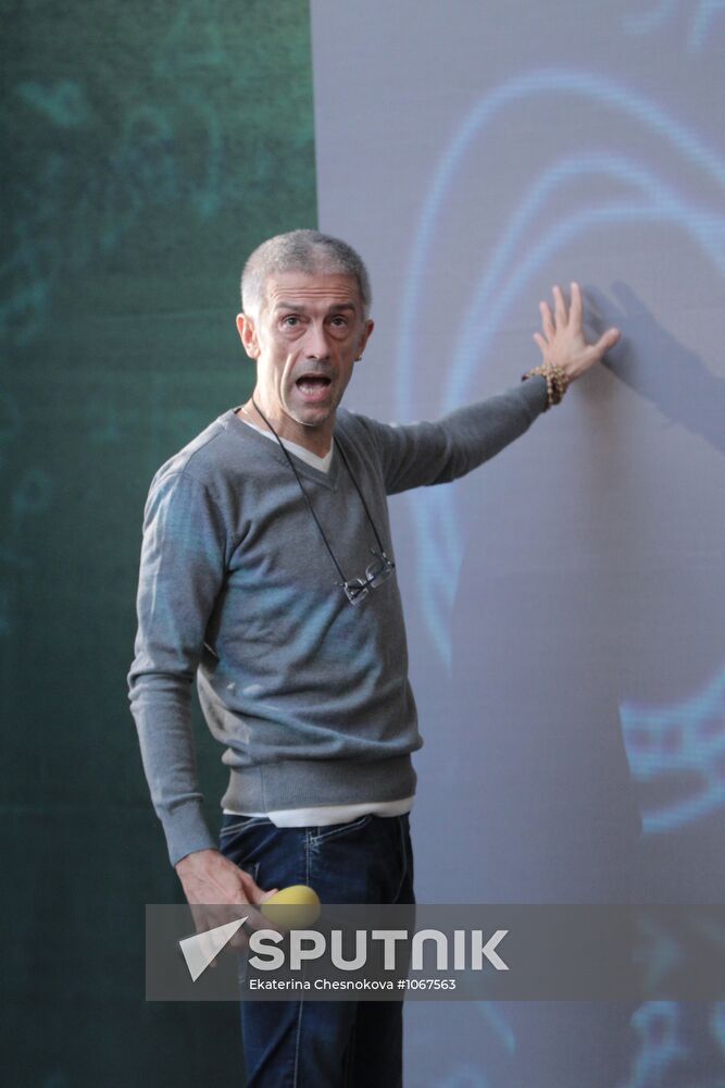 Press rehearsal of Eduard Boyakov's play "Waves" in Moscow