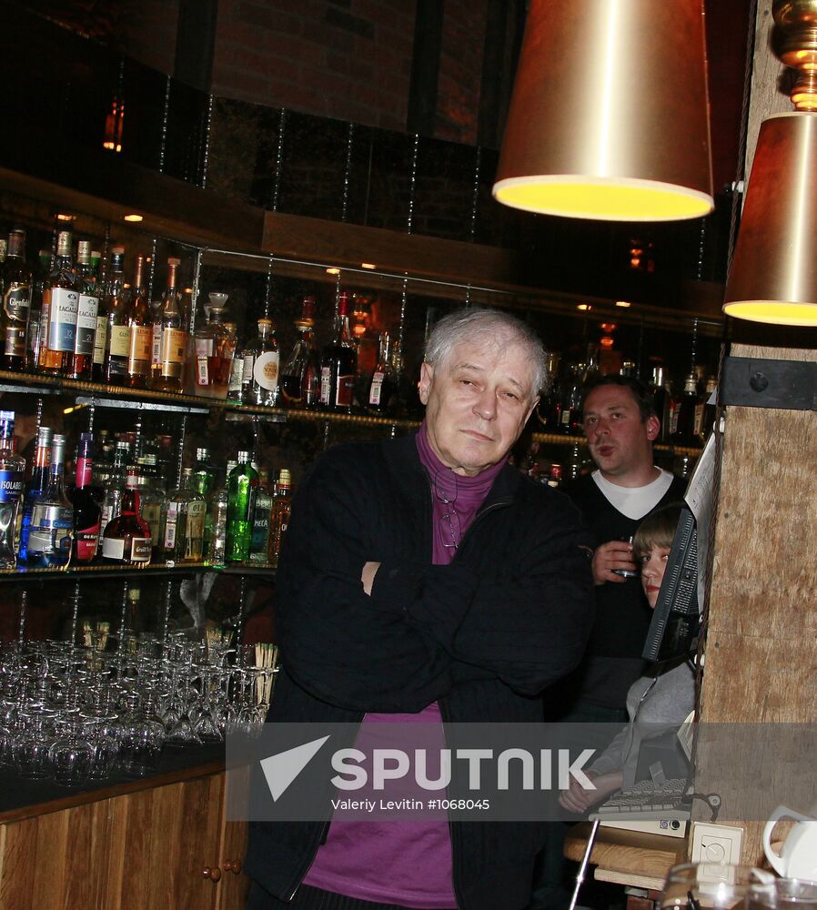 The Citizen Poet newsical at Bochka restaurant