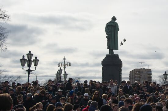 Opposition stages rally at Pushkinskaya Square