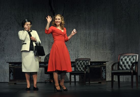 Exit The King play's press preview at Taganka Theater
