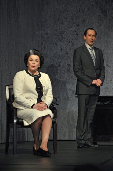 Exit The King play's press preview at Taganka Theater