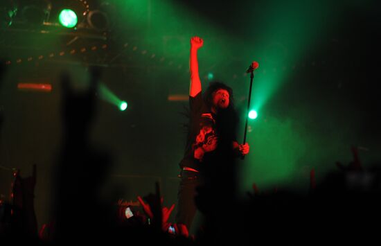 Concert by Anthrax group