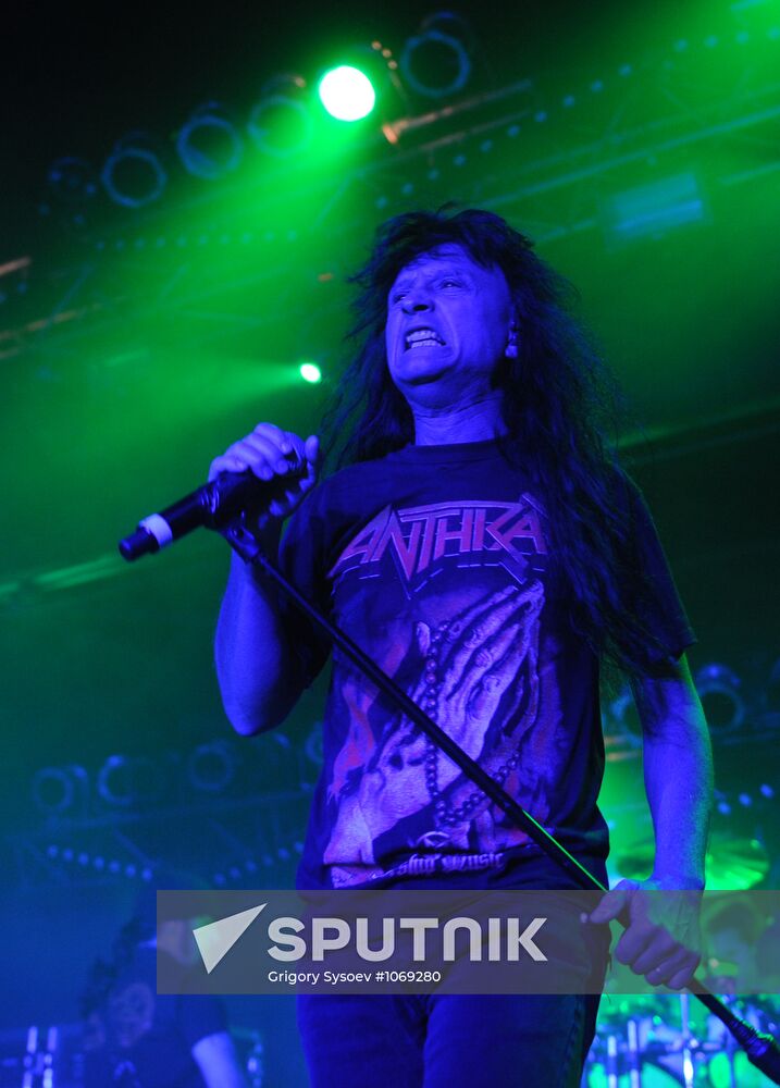 Concert by Anthrax group
