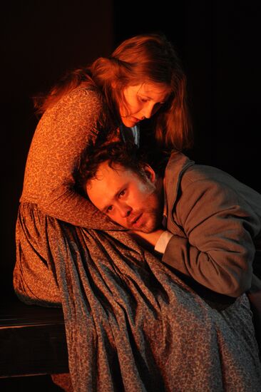 Press preview of "Crime and Punishment" in Chekhov Art Theater