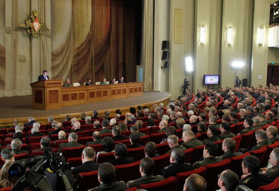 Dmitry Medvedev at extended meeting of Defense Ministry's board