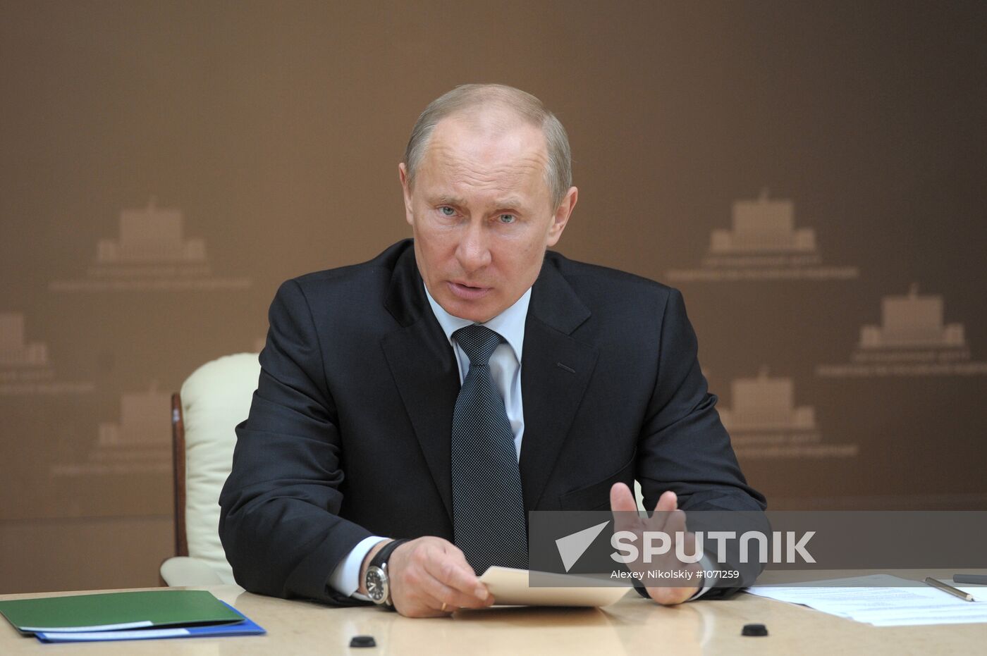 Vladimir Putin holds meeting at Government Situations Center