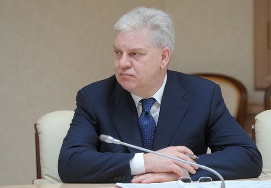 Vladimir Putin holds meeting at Government Situations Center