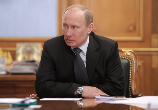 Vladimir Putin chairs meeting at Government House