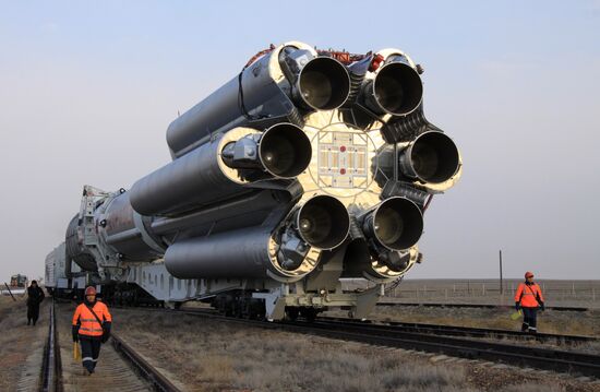 Proton-M launch vehicle with satellite moved to launch pad