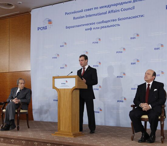 Dmitry Medvedev attends conference on European security