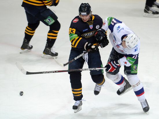 Hockey KHL. Match "Atlant" – SKA