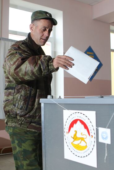 South Ossetia votes in presidential election