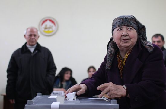 South Ossetia votes in presidential election