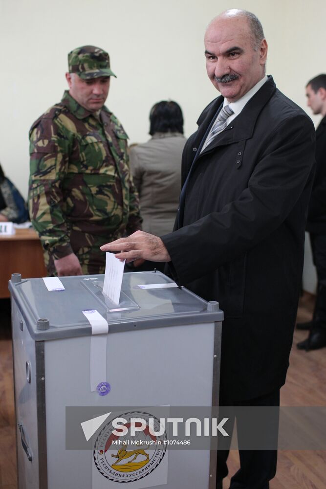 South Ossetia votes in presidential election