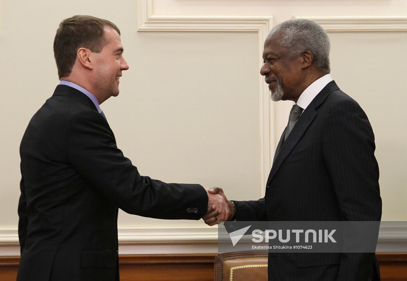 Dmitry Medvedev meets with Kofi Annan in Moscow