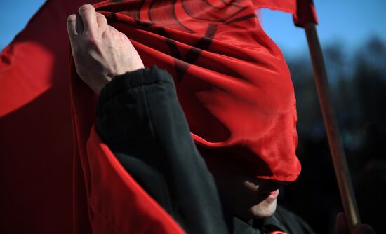 Opposition stages rally at St. Petersburg's Konyushennaya Square