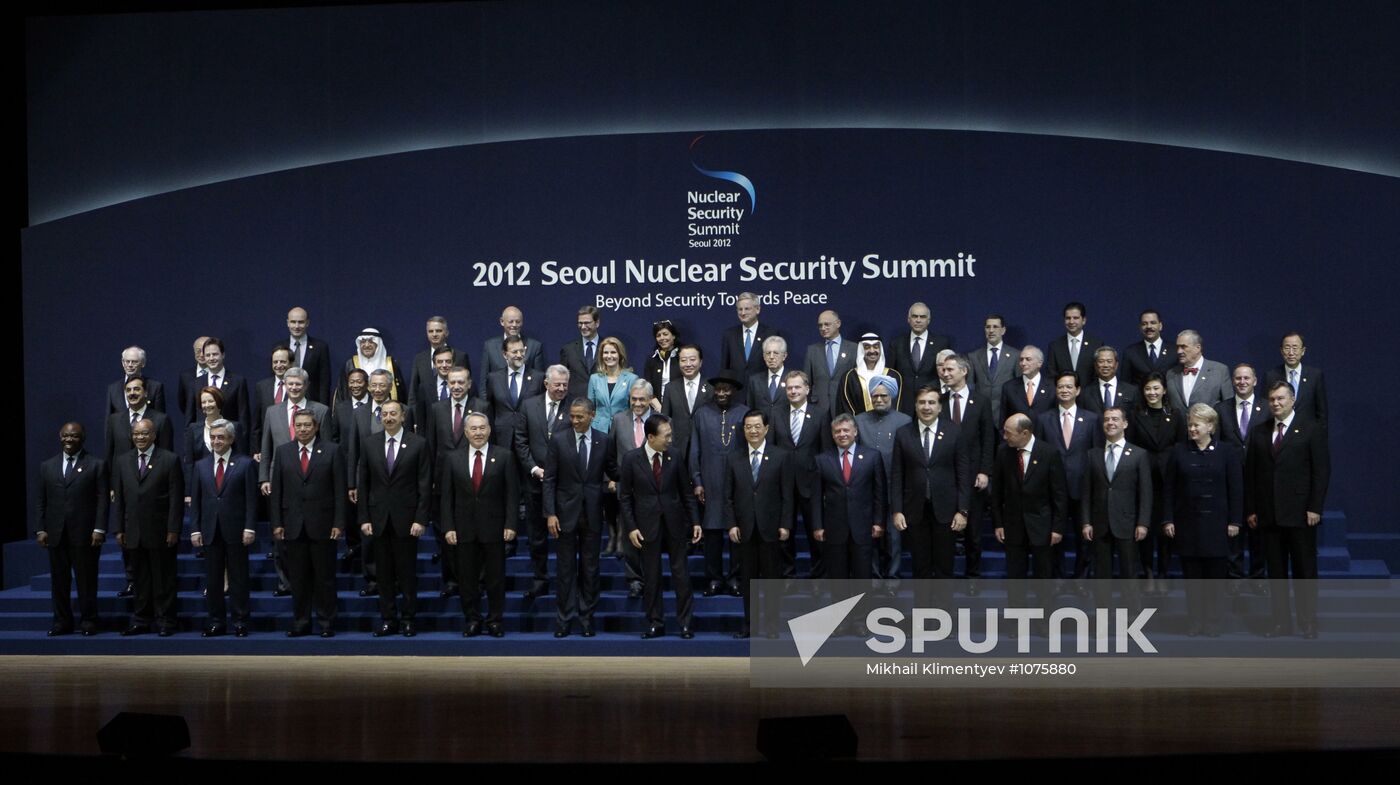 Dmitry Medvedev at the summit on nuclear security in Seoul