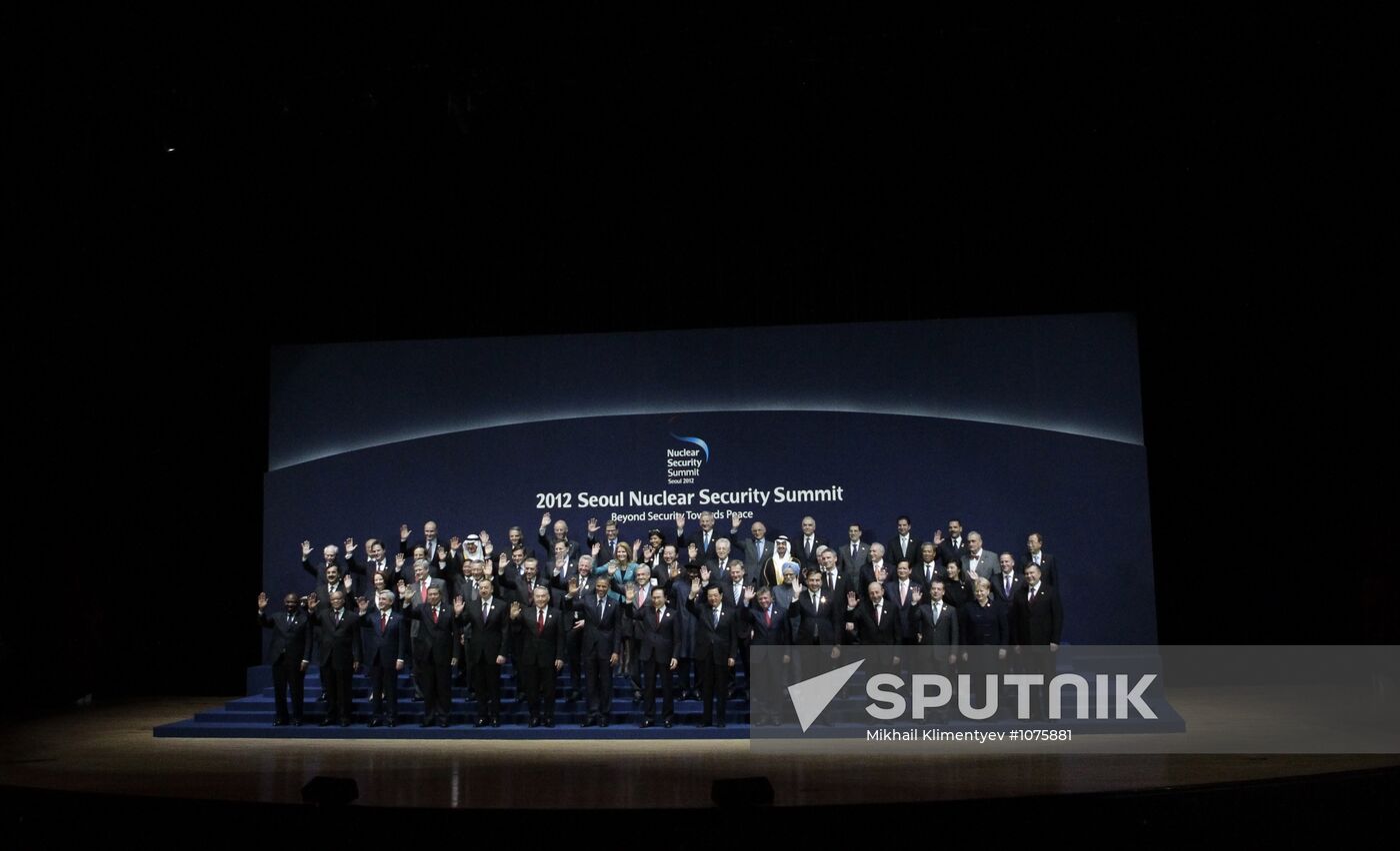 Dmitry Medvedev at the summit on nuclear security in Seoul