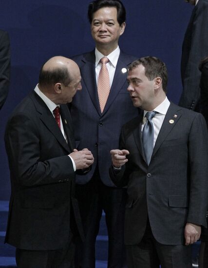 Dmitry Medvedev at the summit on nuclear security in Seoul