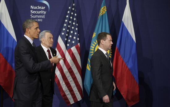 Dmitry Medvedev at the summit on nuclear security in Seoul