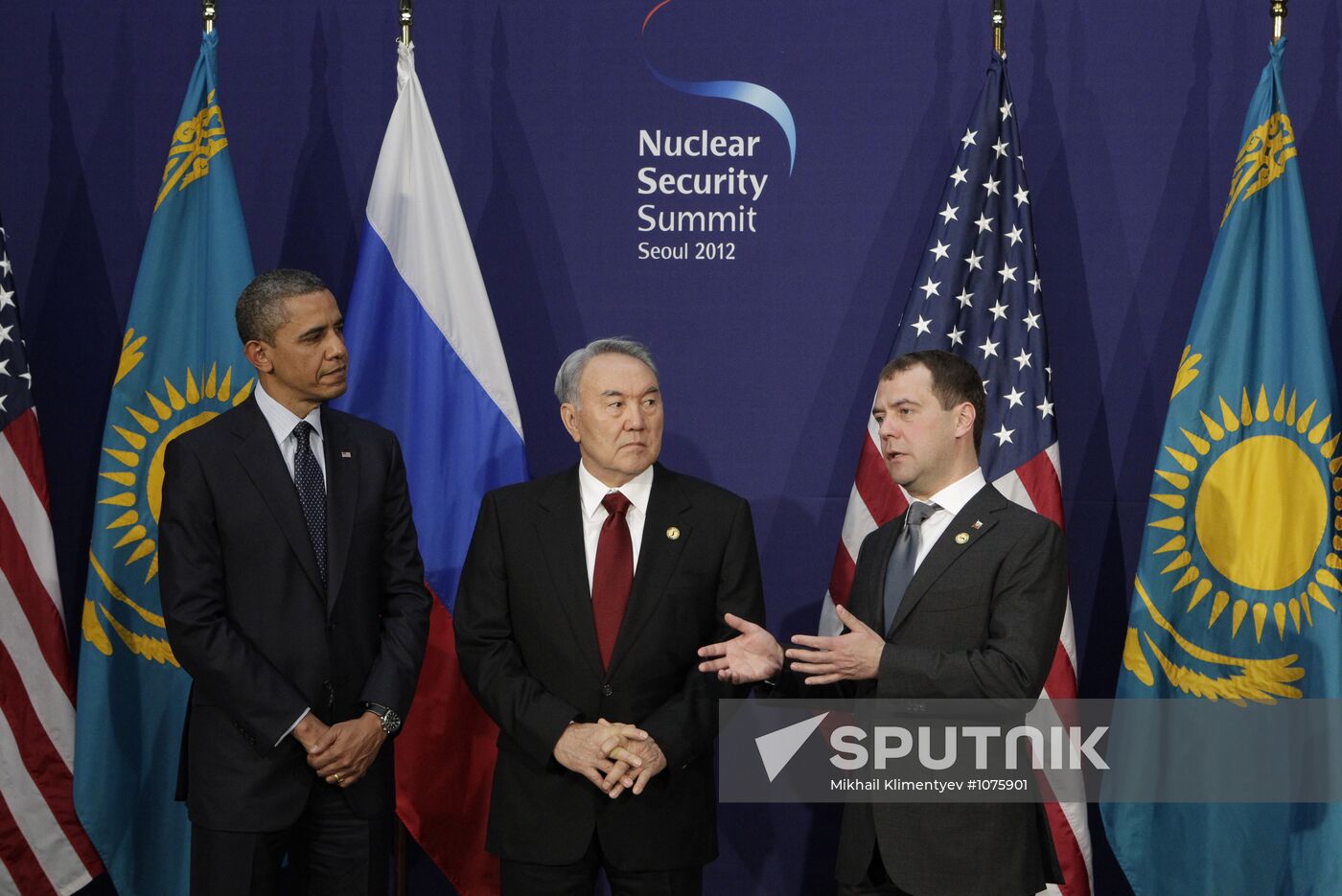 Dmitry Medvedev at the summit on nuclear security in Seoul