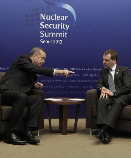 Dmitry Medvedev at 2012 Nuclear Security Summit in Seoul