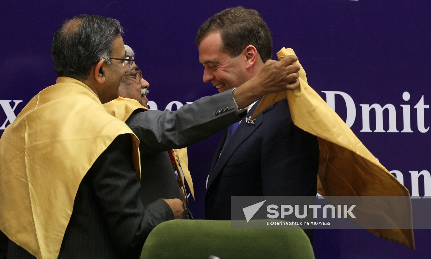 Dmitry Medvedev receives Ph.D. Honoris Causa title in India