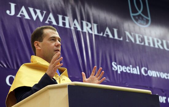 Dmitry Medvedev receives Ph.D. Honoris Causa title in India