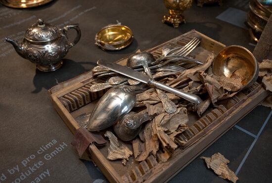 Treasure found in private villa, St. Petersburg