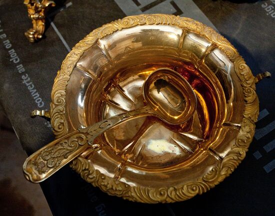 Treasure found in private villa, St. Petersburg