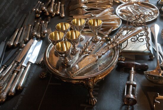 Treasure found in private villa, St. Petersburg